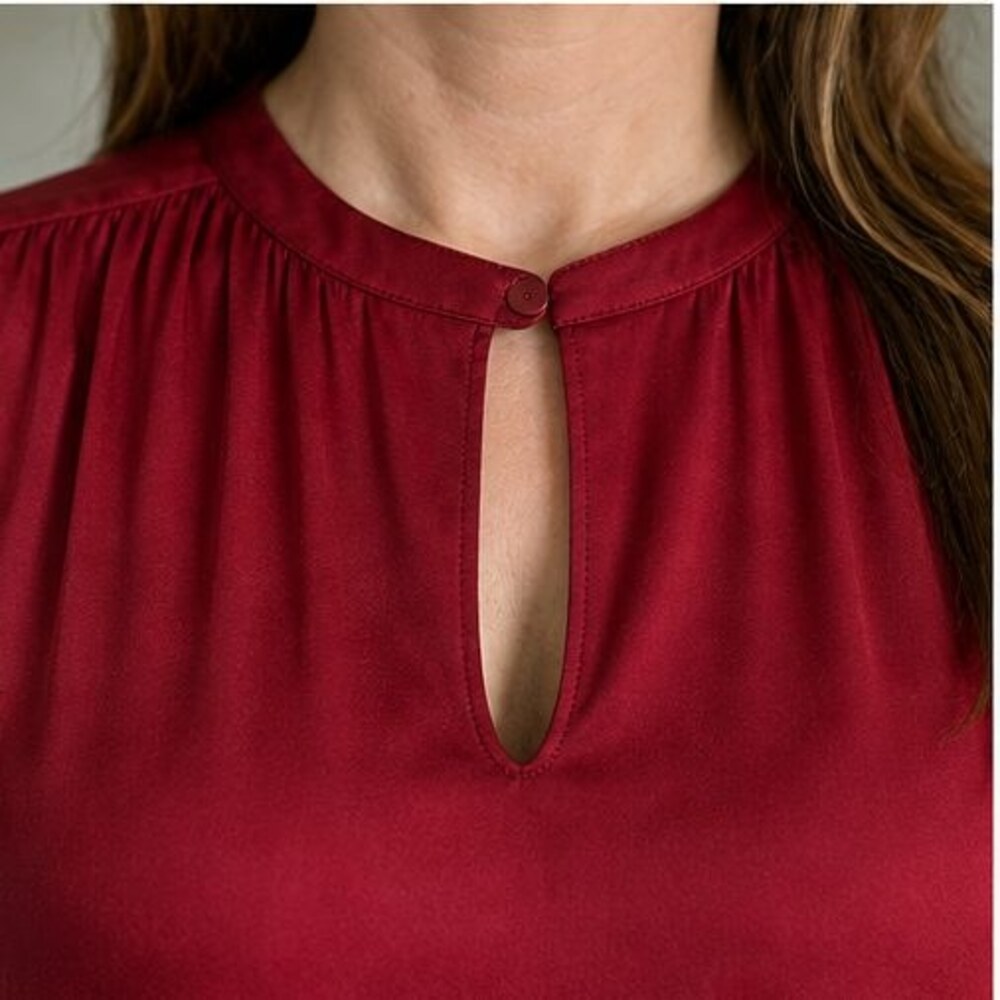 Camel Button Blouse - Picture 4 of 6